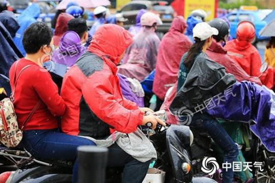 今起我国大部开始回暖 东北雨雪持续