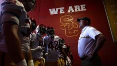 USC's Clay Helton earned about $2.6 million in 2016