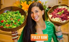 What a FullyRaw Vegan Eats in a Day (Winter Edition)