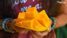 How to Cut a Mango in 15 Seconds!
