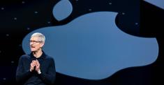DealBook Briefing: The Trouble With a $1 Trillion Apple