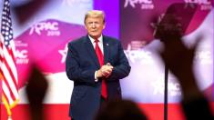 Trump speaks to conservatives at CPAC, mocks Democrats and Green New Deal