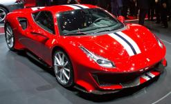 Ferrari plans 15 new models to double earnings by 2022
