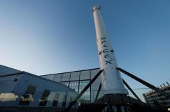 SpaceX seeks $750 million leveraged loan