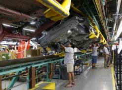 U.S. manufacturing production rises steadily in October