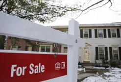 U.S. home builder sentiment posts biggest drop in 4-1/2 years