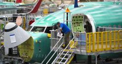 Warren Buffett: Boeing 737 Max problems 'aren't going to change the industry'
