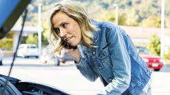 Sheryl Crow’s Tesla malfunctions, and singer asks Twitter for help