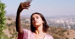 La selfie al natural de Selena Gomez que acumuló 10 millones de "me gusta"