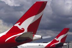Pushing the limits: Qantas seeks backing from pilots, regulator for record-long routes