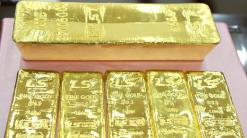 Metals Stocks: Gold rises as global markets retreat ahead of looming U.S.-China trade deadline
