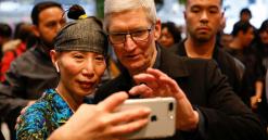 Apple shares drop 7% this week on fears China trade turmoil threatens iPhone growth plans