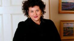 Adriana Trigiani switches publishers for next books