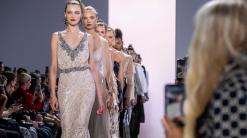 Sequins, big bows, glamorous gowns at Badgley Mischka show
