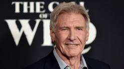 Harrison Ford piloting plane that wrongly crosses runway