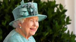 Queen Elizabeth's birthday marked with smaller ceremony