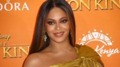 Beyoncé wants officers charged in black woman's death