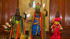 UK police help return 3 stolen sculptures to Indian temple