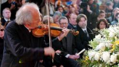 Ivry Gitlis, a violinist who spanned genres, dies at 98