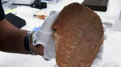 Ancient clay tablet from Assyrian king going back to Iraq