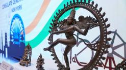 US returns antiquities to India in stolen art scheme probe