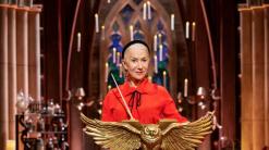 Helen Mirren makes regal bow as Harry Potter quiz show host