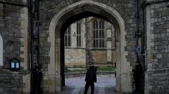 UK police arrest armed intruder on Windsor Castle grounds