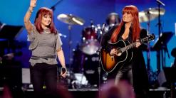 The Judds reunite for CMT Music Awards performance