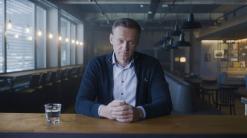 Review: A portrait of a Putin opposition leader in ‘Navalny’
