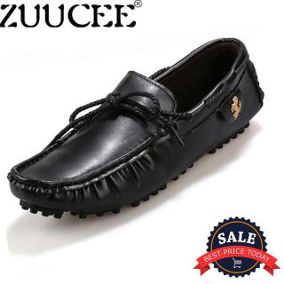 ZUUCEE fashion pria sepatu kasual mengemudi sepatu datar sepatu pedal empat musim (Hitam)-Internasional