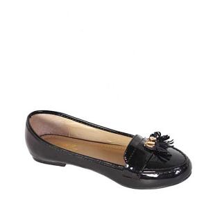 Women Patent Leather Flat Shoe With Horse Wip Detail - Black
