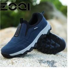 ZOQI Orangnya Cuek Sepatu Flat Memakai Pria Tua Loafers Flock Berjalan Sepatu Zapatos Gommino Mengemudi Sepatu Karet Ayah Sepatu Moccasins (Dark Blue) -Intl