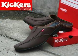 Sepatu Sandal Kickers Pria Bustong NAVINA - Sepatu Sandal Pantofel Pria Kickers - Sandal Slop BIDZNILLAH LAKU