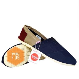 Size 39-43 (KODE F 09) Slipon Sepatu Kasual Pria Wanita (UNISEX) Bahan Kanvas Original Untuk Sepatu Sekolah / Sepatu Kerja / Sepatu Santai Label Wakai