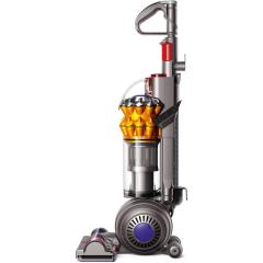 This Vacuum Is the Only One That Sucks the Dirt Out of My Ugly 15-Year-Old Carpet