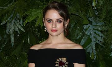 You May Still See Joey King as a Child Star, but Her Real Age May Surprise You