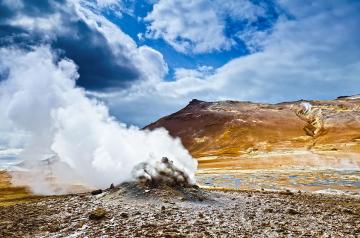 Abundant Renewable Energy Makes Iceland a Crypto Mining Powerhouse
