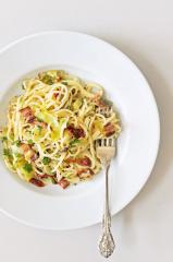 Fast and Easy Dinner: Pasta Carbonara With Leeks and Sun-Dried Tomatoes