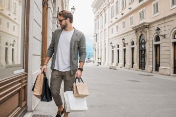 This explodes the myth that men don’t like to shop