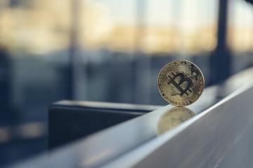 Is Bitcoin Feasible as an Institutional Investment?