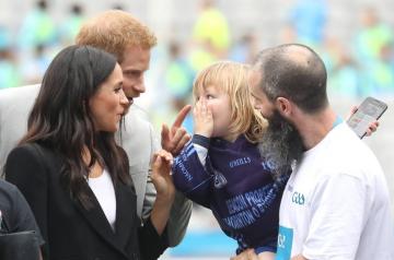 A Kid Touched Meghan Markle's Hair, and He Had an Adorable Reaction When Harry Told Him Off