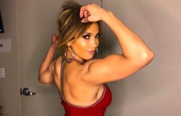 See How Jennifer Lopez Maintains Her Insane New Physique—Photos