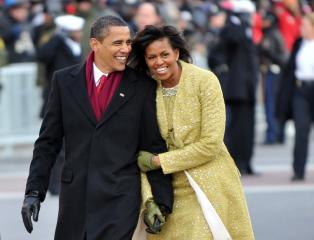 Barack Obama's Supportive Message About Michelle's Book Will Fill Your Eyes With Happy Tears