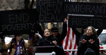 Democrats Formally Call for a Green New Deal, Giving Substance to a Rallying Cry