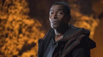 This Is Us Season 3: Carl Lumbly Cast as Beth’s Father