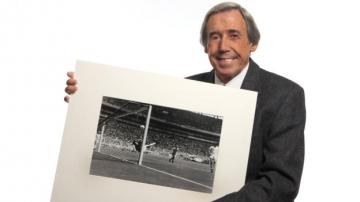 Gordon Banks: World Cup winner who produced wonder save from Pele