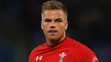Six Nations 2019: Anscombe edges out Biggar to face England