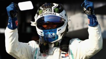 Valtteri Bottas wins Australian GP after Lewis Hamilton overtake