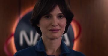 Natalie Portman and Jon Hamm Have an Interstellar Love Affair in the Lucy in the Sky Trailer