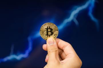 Analyst: Bitcoin (BTC) Reaching 5,500 is a Strong Likelihood, But Possibility of Drop to 3,000 Remains